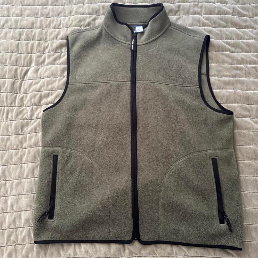 Green old navys 90s vest